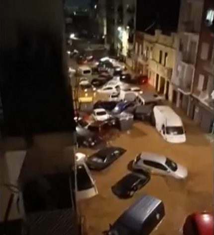 Enchentes provocam mortes e destruição em regiões da Espanha
