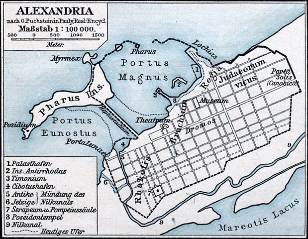 Durante as investidas expansionistas de Alexandre, a cidade foi erguida como salvaguarda militar do delta do rio Nilo diante de ameaças dos persas. 
