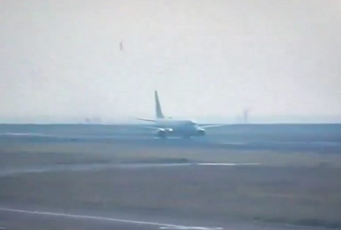 Bomba não detonada explode em aeroporto no Japão