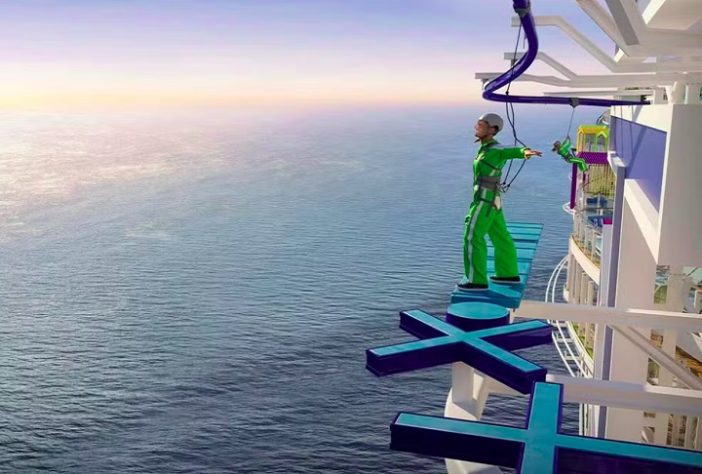 Borda da Coroa, atração no Icon of the Seas