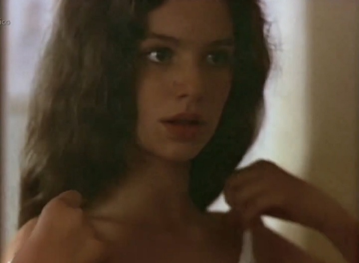 Um ano depois, em 1987, lançou outra campanha que fez muito sucesso na época, intitulada "Primeiro Sutiã", para a marca Valisère.