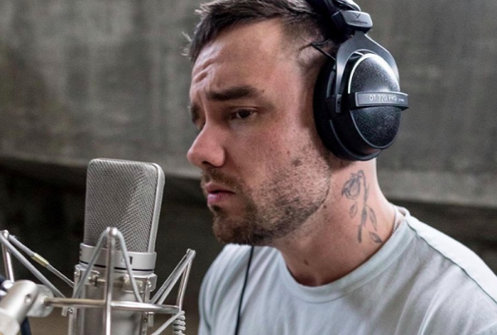 Segundo o jornal "La Nacion", o músico, de 31 anos, morreu após cair do terceiro andar do hotel, que fica em Palermo. Ele apresentava, na hora de sua morte, uma combinação de benzodiazepínicos, cocaína, crack e a chamada cocaína rosa