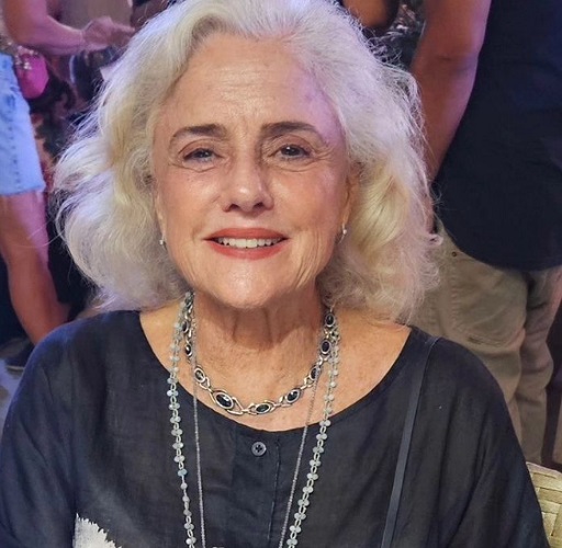 No início de fevereiro, Cida Cabral, administradora do Retiro dos Artistas, disse que a casa destinada a “Beiçola” é uma doação da atriz Marieta Severo (foto), que foi colega de elenco do ator na bem sucedida série “A Grande Família”. 

