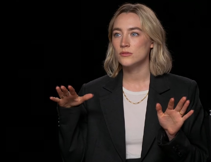 E ela emendou: “Não há nada de errado com a Marvel, e eu acho que são filmes brilhantes. Eu quero fazer mais grandes produções“.