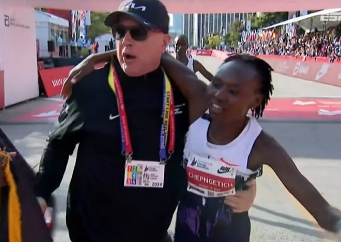 Queniana Ruth Chepngetich bate recorde mundial em maratona