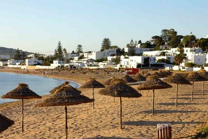 Erosão no litoral ameaça patrimônio histórico da Tunísia