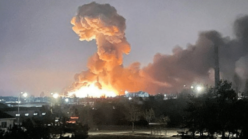 Para tornar o cenrio mais sensvel, a Rssia est em guerra com a vizinha Ucrnia h quase trs anos, o que aumentou tambm a taxa de mortalidade. A situao foi classificada pelo governo Putin como catastrfica para o futuro da nao.
