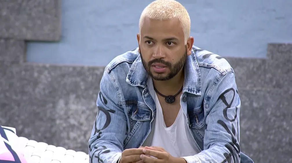 10º - Projota (BBB 21) - 91,89% de rejeição - O rapper e compositor foi ao paredão com a dentista Thaís e a cantora Pocah. A goiana teve 6,72% dos votos, enquanto a funkeira ficou com 1,39%.