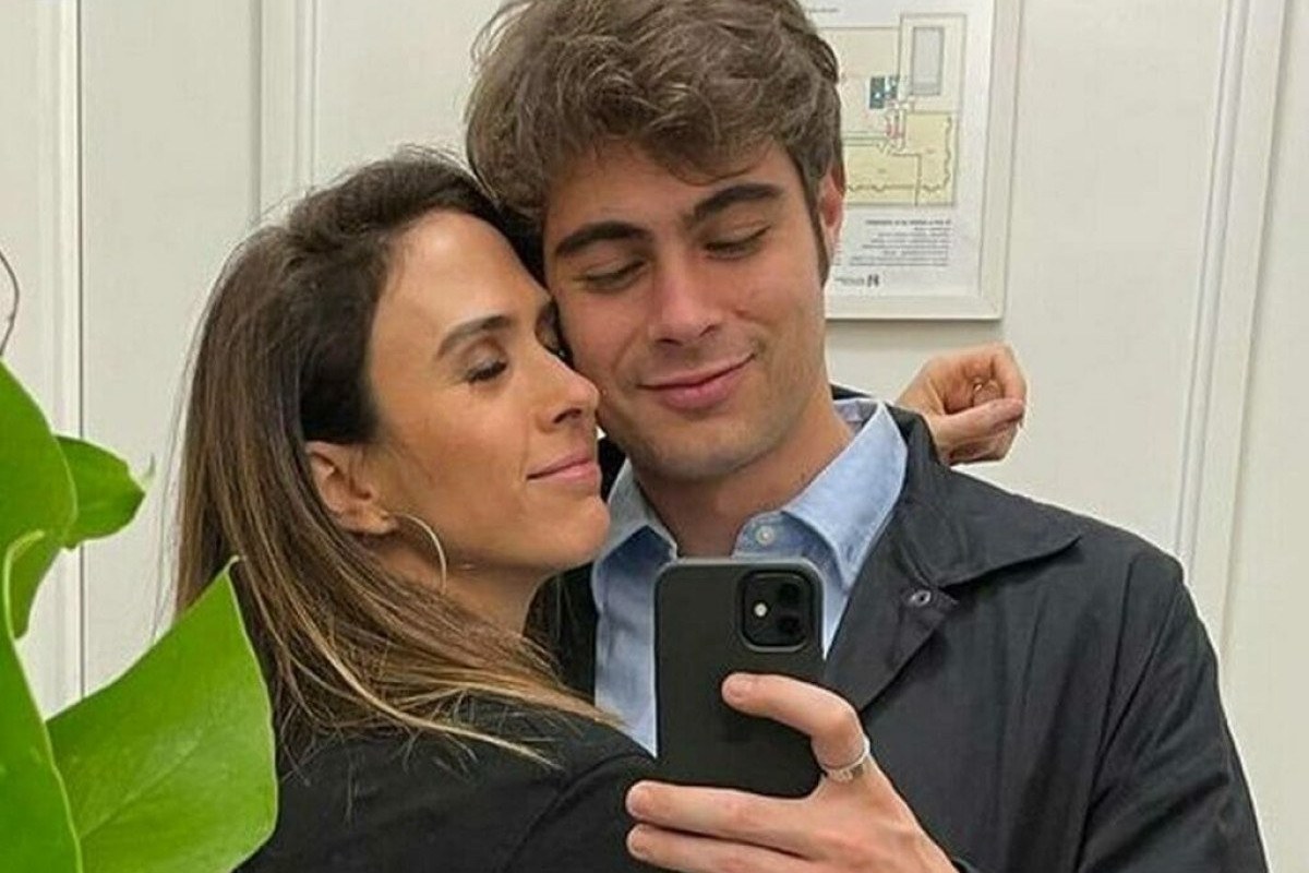 Tata Werneck e Rafa Vitti adotam cachorro com três patas