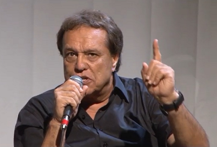 Como dublador, deu voz ao personagem cabo Rusty em 