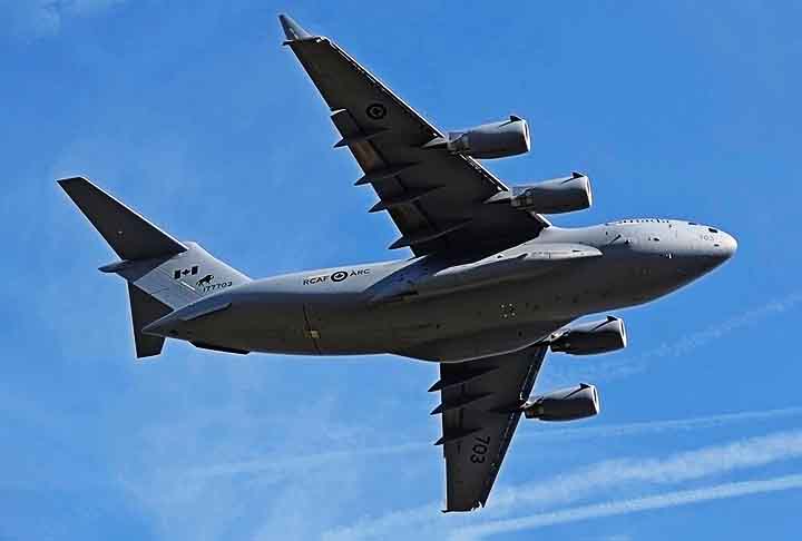 O C-17 é dotado de quatro motores turbofan Pratt e Whitney F117-PW-100, que também estão presentes em unidades do Boeing 757.
