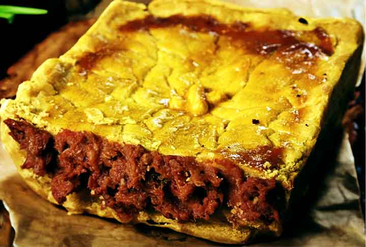 Cada região do Brasil tem sua versão especial do empadão, com recheios e temperos que refletem a diversidade cultural e culinária do país.-- Instagram @casadaempada