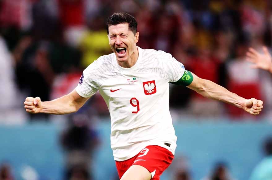 Robert Lewandowski — Atacante polonês nascido em 1988, atua pelo Barcelona e é um dos maiores goleadores do futebol moderno. Soma centenas de gols na carreira e foi eleito melhor jogador do mundo pela FIFA em 2020 e 2021. Figura entre os principais artilheiros em atividade, ao lado de Cristiano Ronaldo e Lionel Messi.