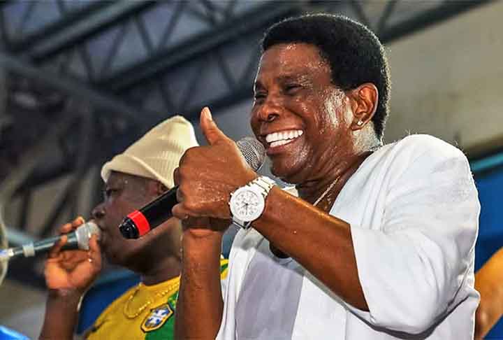 Nos anos 90, Neguinho só conquistou o título em 98, dividido com a Mangueira, com o enredo 