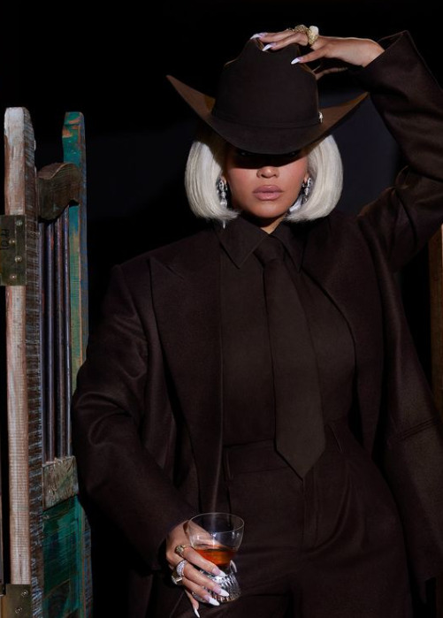 Beyoncé teve um impacto tão grande com as apresentações que, em meados de 2023, ela causou um aumento na inflação na Suécia. A popstar abriu a turnê Renaissance em abril de 2023 por Estocolmo, capital sueca, e, segundo economistas, o evento foi decisivo para a alta dos preços .-Instagram