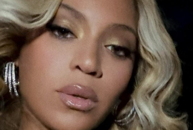 Pai de Beyoncé revela que cantora teve que fugir de favela carioca ao gravar um clipe