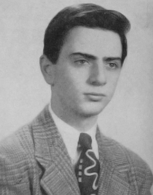 Nascido em Nova Iorque em 9 de novembro de 1934, Sagan dedicou sua vida à ciência, à exploração espacial e à educação do público em geral, usando sua incrível habilidade para traduzir conceitos complexos de astronomia de forma acessível e inspiradora.