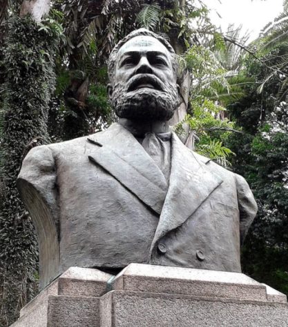Estátua/busto de Luiz Gonzaga Pinto da Gama