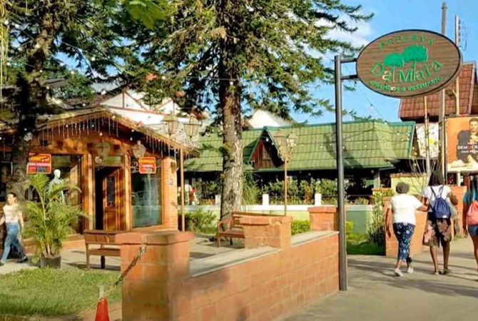 ‘Finlândia Brasileira’: Cidade mantém tradição da terra do Papai Noel