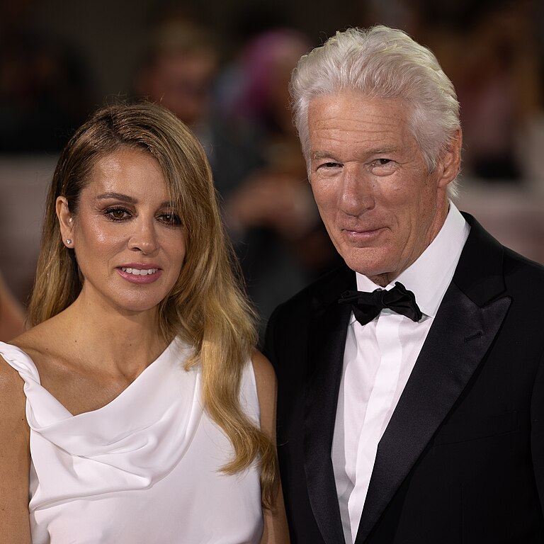 Em 2018, o ator finalmente se casou com sua atual esposa, a espanhola Alejandra Silva, com quem teve mais dois filhos.-wikimedia commons Harald Krichel