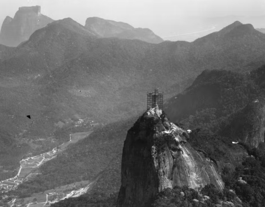 O Arquivo Geral da Cidade do Rio de Janeiro e a Universidade Federal Fluminense participaram do processo de digitalização das mais de 500 imagens e 124 filmes do período. 
