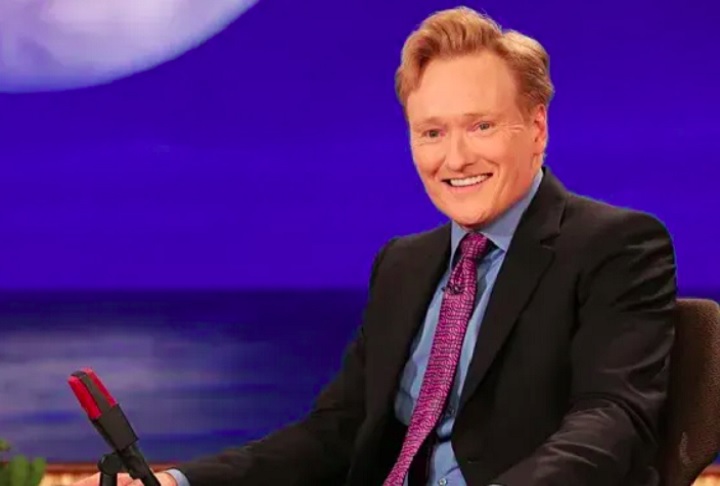 No dia 15/11/2024, depois de muita especulação em torno dos atores Ryan Reynolds e Hugh Jackman, a cerimônia do Oscar 2025 confirmou seu apresentador de forma oficial: será o roteirista, produtor e comediante Conan O'Brien.