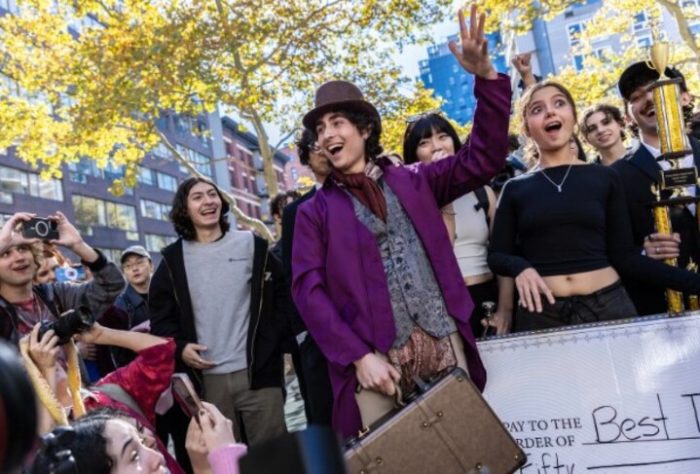 Ator Thimotée Chalamet compareceu em concurso de sósias 