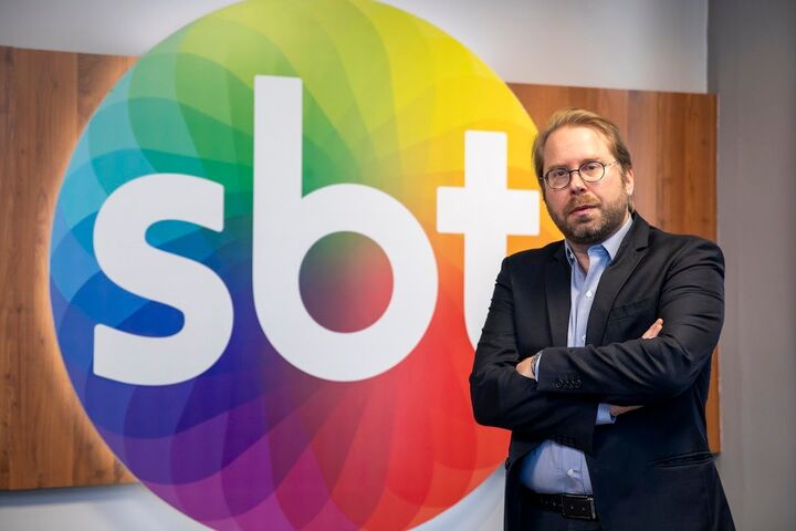 A corporação também anunciou os nomes de Fernando Justus Fischer (foto) e Marcello Sassatani como executivos logo abaixo da presidência. 
