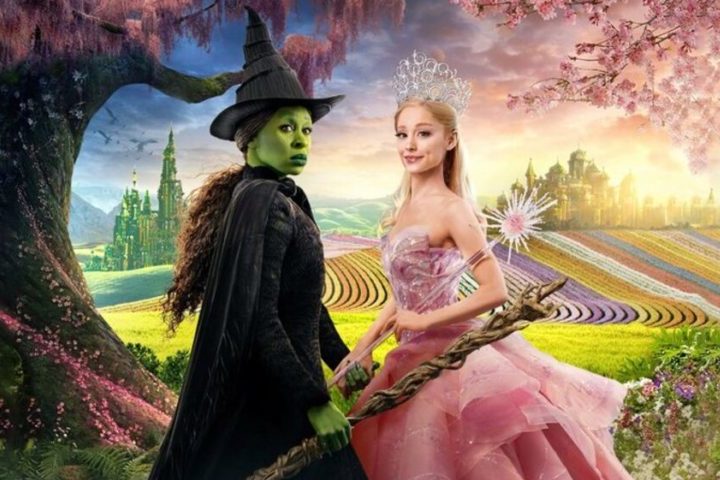 Antes, imaginava-se que elas poderiam cantar um medley de músicas do filme, que é inspirado no musical da Broadway.