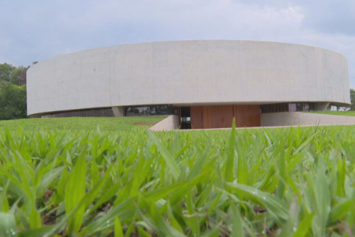 Paróquia Sagrada Família - Igreja premiada em Brasília