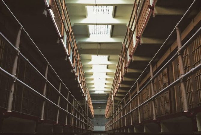 Prisões históricas: ali ficaram (ou ainda estão) os bandidos mais perigosos dos EUA