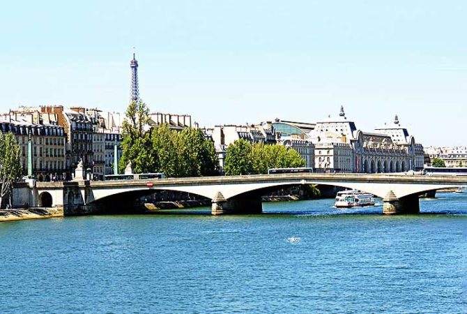 Clássicas e românticas: as pontes sobre o Sena em Paris