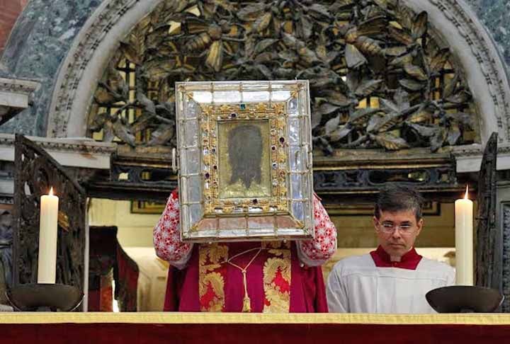 É Natal: conheça as Relíquias do Cristianismo