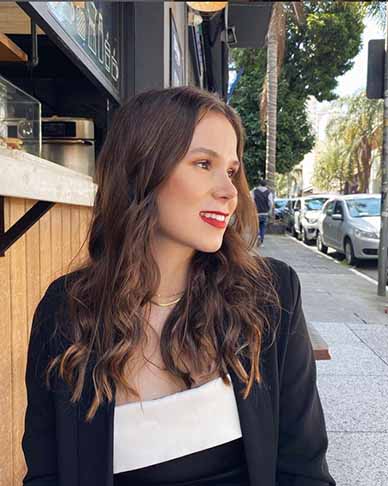Na época, muitos internautas se solidarizaram com Jennifer por considerar que ela tinha direito de não ceder seu lugar e foi filmada indevidamente. 
