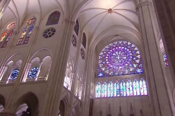 Catedral de Notre-Dame reabre as portas depois de passar cinco anos em processo de restauração
