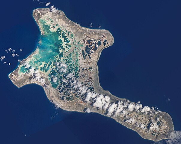 Dia 31 de dezembro
7h00 – Kiritimati (foto) que faz parte da nação insular de Kiribati (foto) , na Micronésia.
7h15 – Ilhas Chatham, na costa leste da Nova Zelândia.