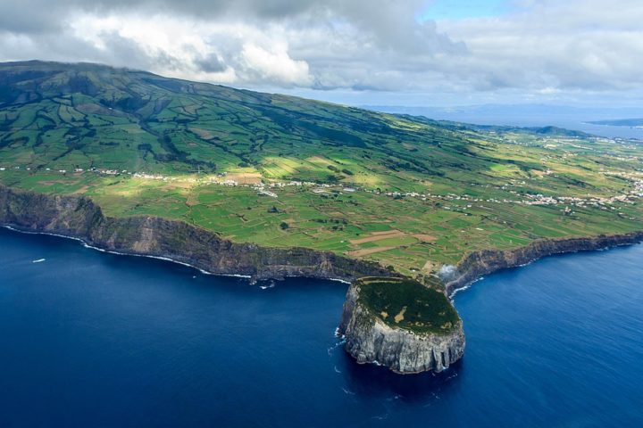 No passado, empresas de caça ao tesouro procuravam o governo dos Açores para explorar essas áreas, mas a falta de informações dificultava a proteção.