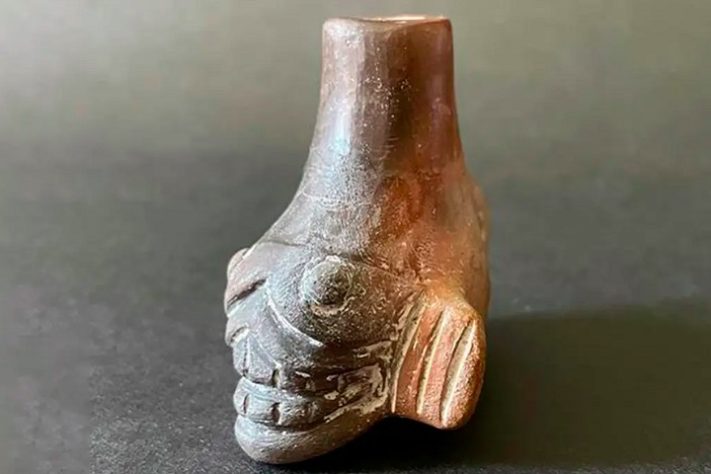 Arqueólogos encontram apito associado a rituais de sacrifício humano