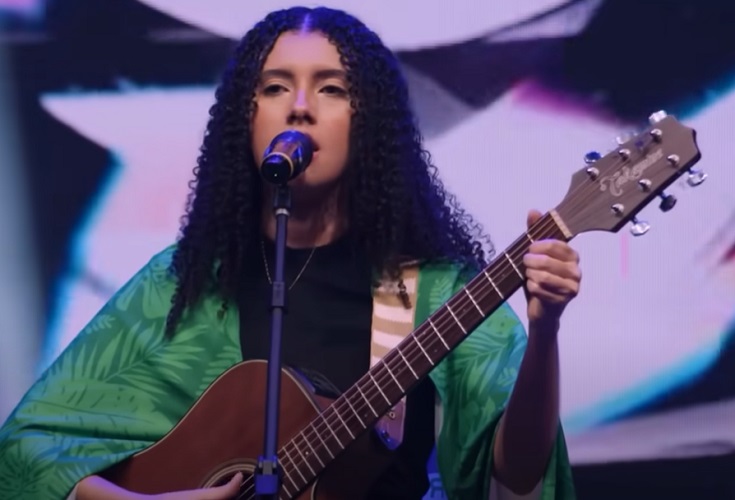 Evangelho de Fariseus (Aymeê) - A canção, de 2024, chama atenção pela voz delicada da cantora, mas também por sua denúncia sobre exploração infantil, sendo o principal destaque em sua carreira.-Youtube/Aymeê Rocha