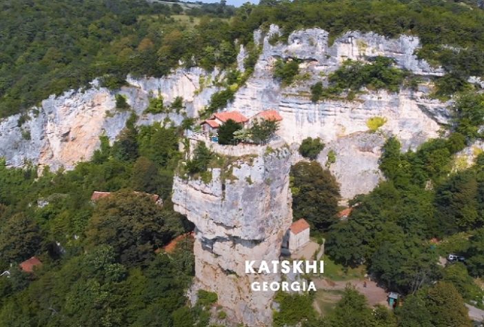 Pilar Katskhi - Igreja mais isolada e misteriosa do mundo