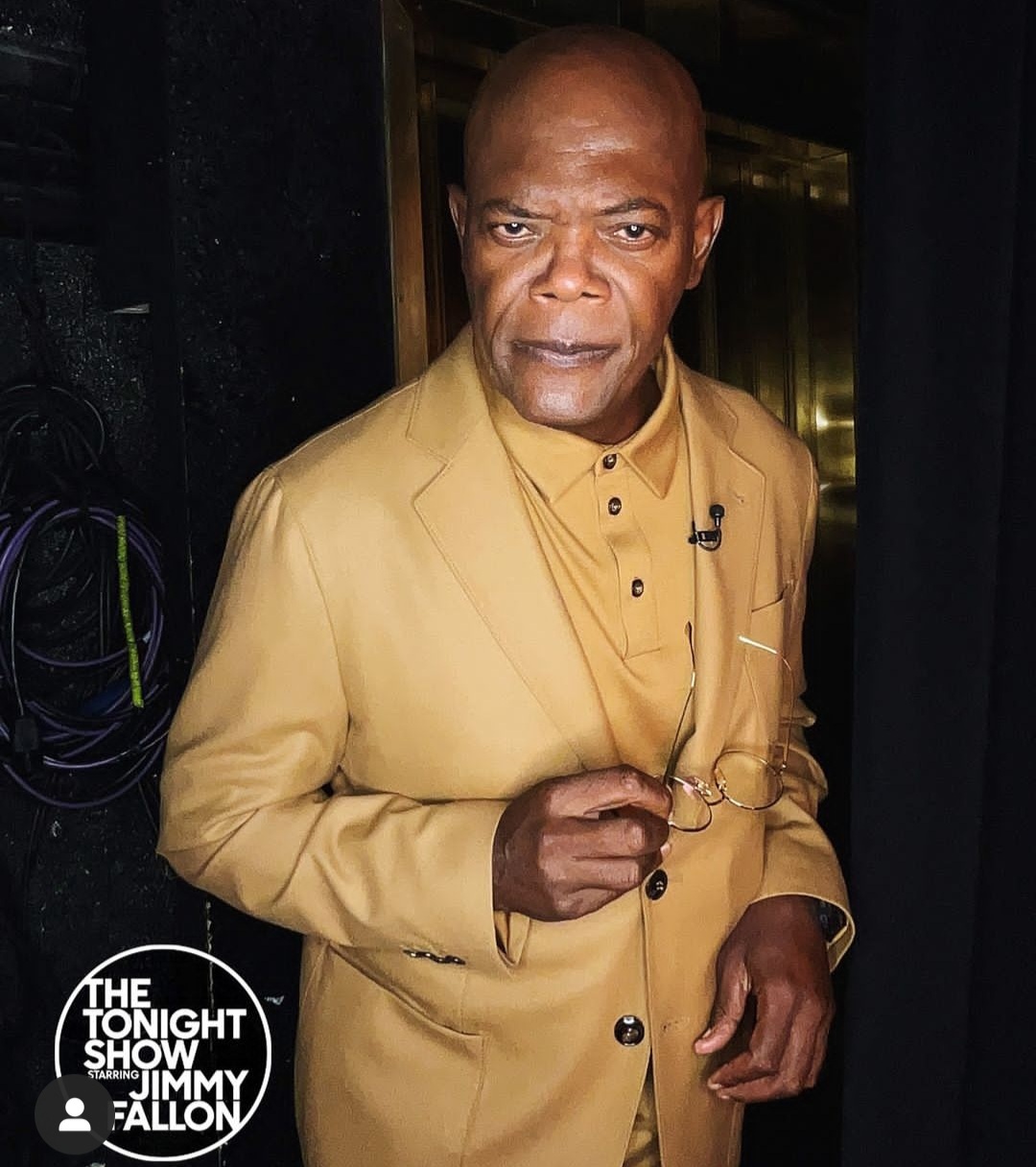 Vale destacar que seu pai viveu longe da família, em Kansas City (Missouri), onde morreu de alcoolismo. Segundo testes de DNA, Jackson é descendente parcialmente do povo Benga do Gabão e se tornou cidadão naturalizado do Gabão em 2019.