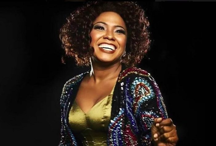 Thalita Pertuzatti desabafa sobre falta de público no teatro