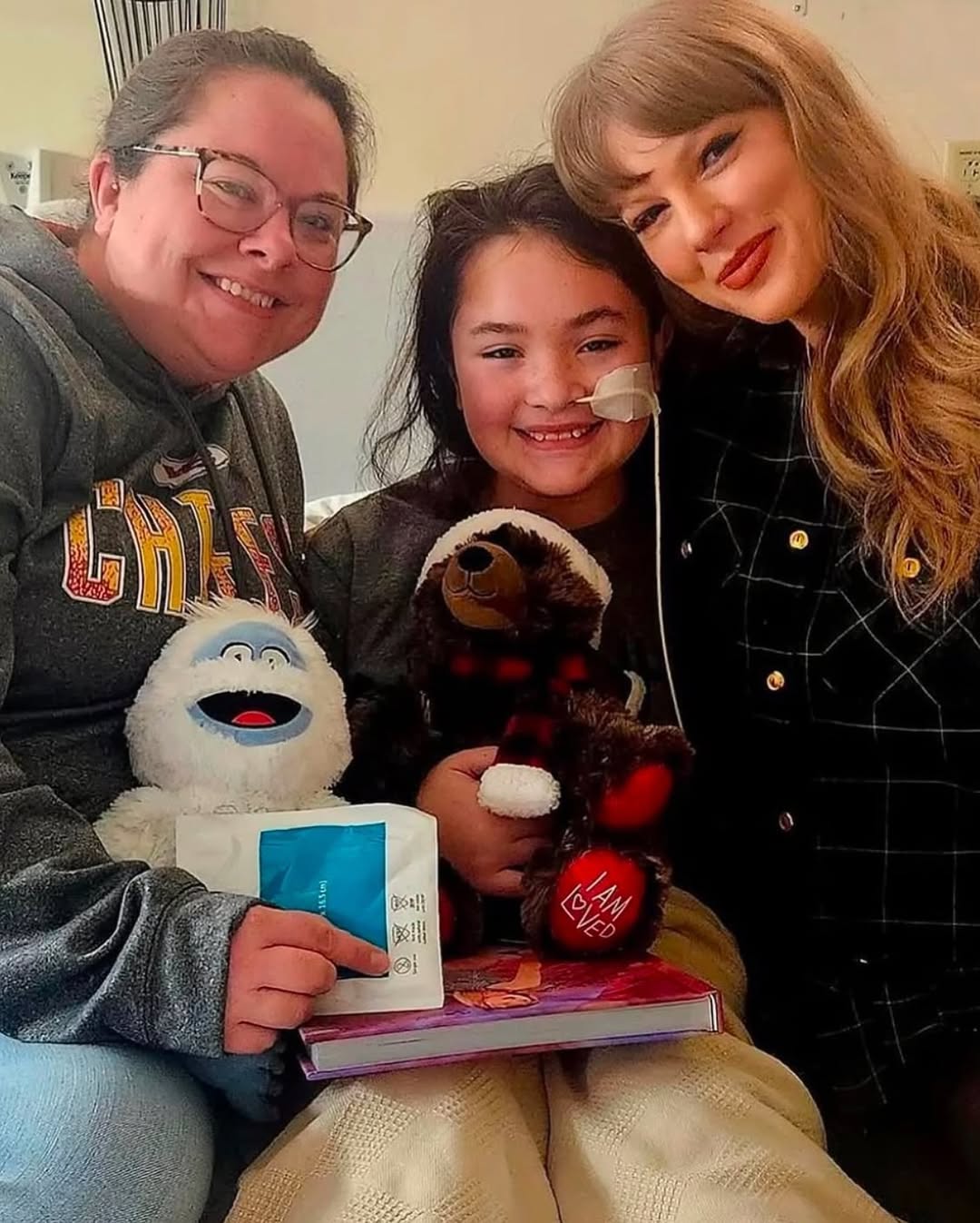 “Obrigada, Taylor Swift, por trazer um pouco de alegria para Rylie hoje!! Que maneira incrível de trazer um sorriso e criar uma memória!”, agradeceu a mãe de Rylie em post no Facebook. 
-Reprodução/Instagram
