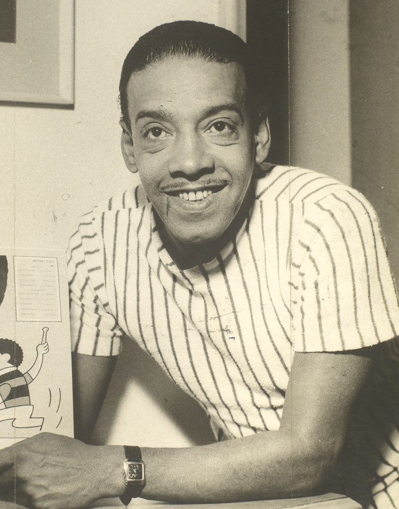 Wilson Batista (1913 - 1968) - Natural de Campos dos Goytacazes, no estado do Rio de Janeiro, foi um dos mais prolíficos compositores de samba. São de sua autoria clássicos como “Acertei no Milhar”. famosa na voz de Moreira da Silva, e “Lealdade”, gravada por Caetano Veloso. Protagonizou uma famosa polêmica musical com Noel Rosa, que virou disco lançado pela Odeon, em 1956.
