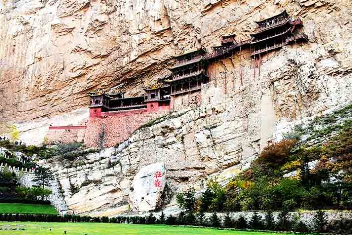 Mosteiro suspenso de Hanging, na China