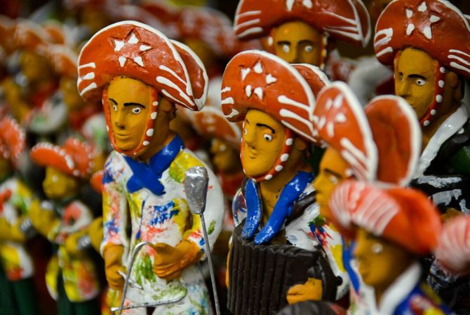 Conheça o artesanato típico de diferentes partes do Brasil