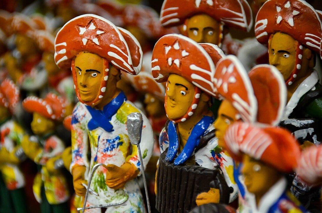 Conheça o artesanato típico de diferentes partes do Brasil