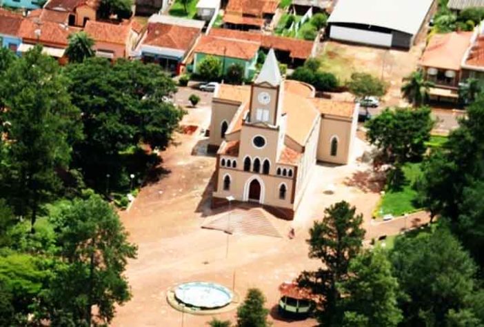 Gavião Peixoto e Uiramutã