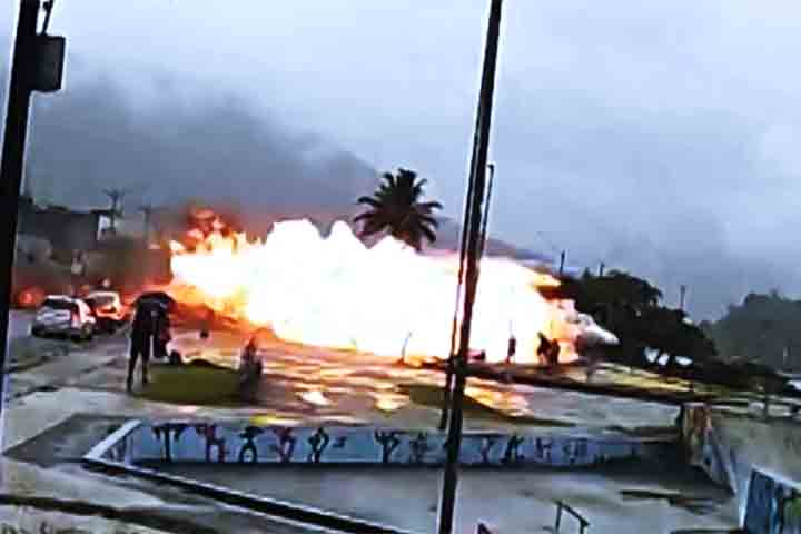 No dia 9/1, uma aeronave explodiu na Praia do Cruzeiro em Ubatuba, no litoral de São Paulo, após ultrapassar a pista do aeroporto durante o pouso.
