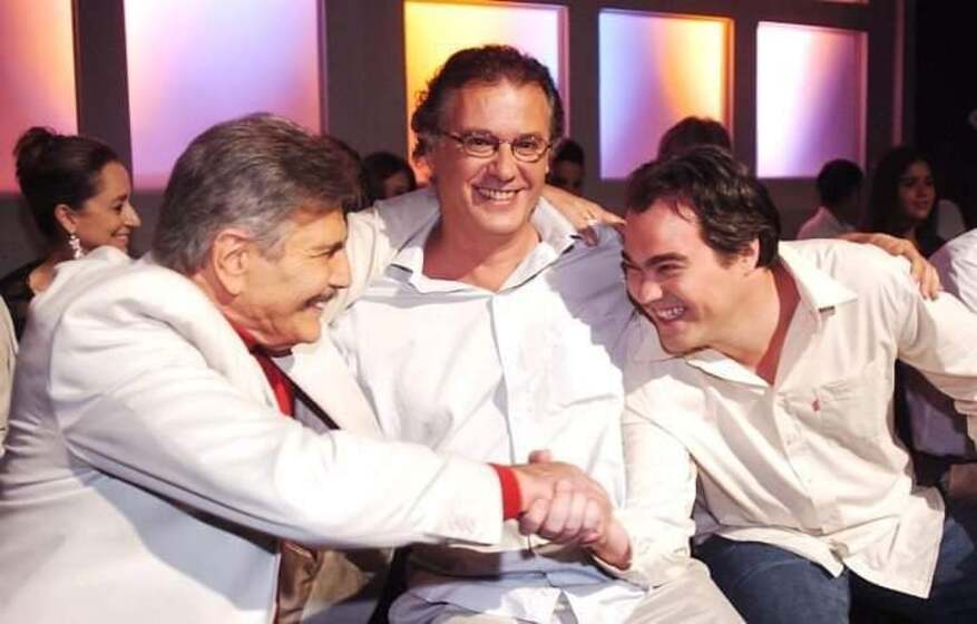 Daniel, filho de Paulo, seguiu o avô para se tornar pianista e compositor e cantou 
